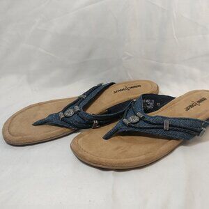 Minnetonka Sandals (Silverthorne 360) Denim & Silver NWOT